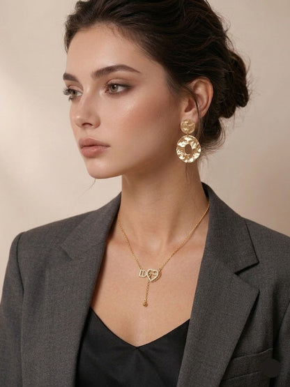 The Eternal Amour Lariat Necklace